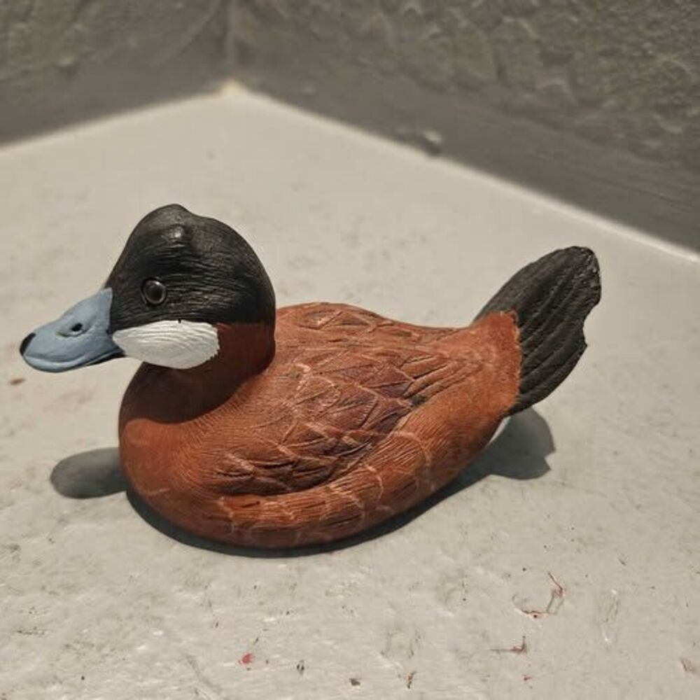 Hand-Painted Wooden Ruddy Duck Decoy Small Chip in Tail Feather 4.5"x3"